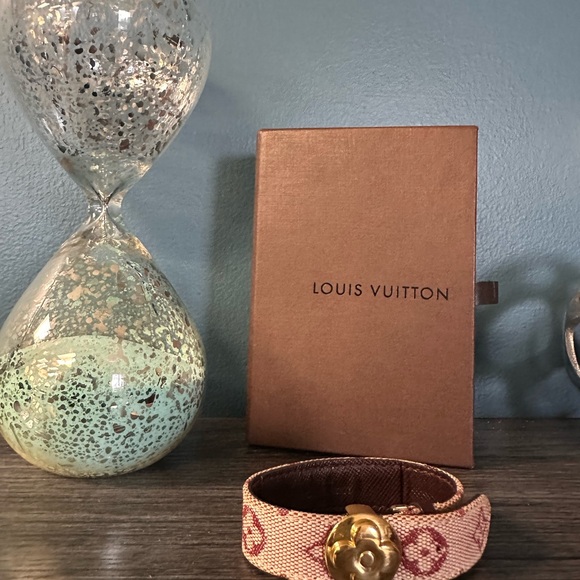 Louis Vuitton Monogram Mini Lin Good luck wish Bracelet with COA - Picture 9 of 12